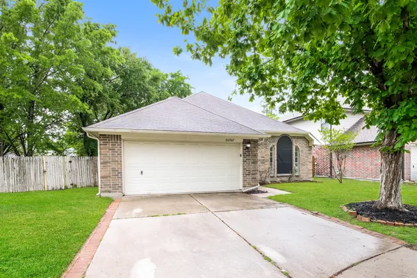 $1,890 | 26967 Crown Haven Court, Kingwood, TX 77339