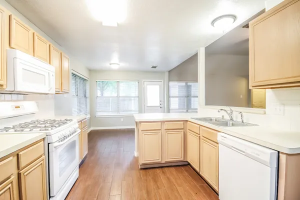 $1,890 | 26967 Crown Haven Court, Kingwood, TX 77339
