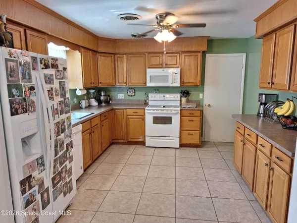 $2,395 | 279 Ellwood Avenue, Satellite Beach, FL 32937