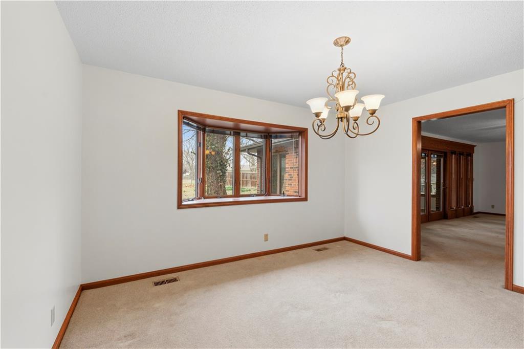 802 Timberbrook Drive Nevada, MO 64772 - Photo 17 of 45