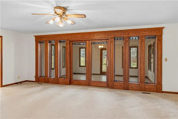 $228,000 | 802 Timberbrook Drive, Nevada, MO 64772