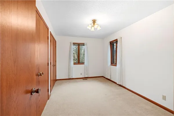 $228,000 | 802 Timberbrook Drive, Nevada, MO 64772