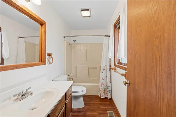 $228,000 | 802 Timberbrook Drive, Nevada, MO 64772