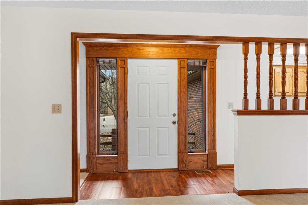 802 Timberbrook Drive Nevada, MO 64772 - Photo 5 of 45