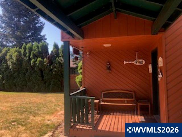 125 North Patton Road Detroit, OR 97342 - Photo 6 of 46