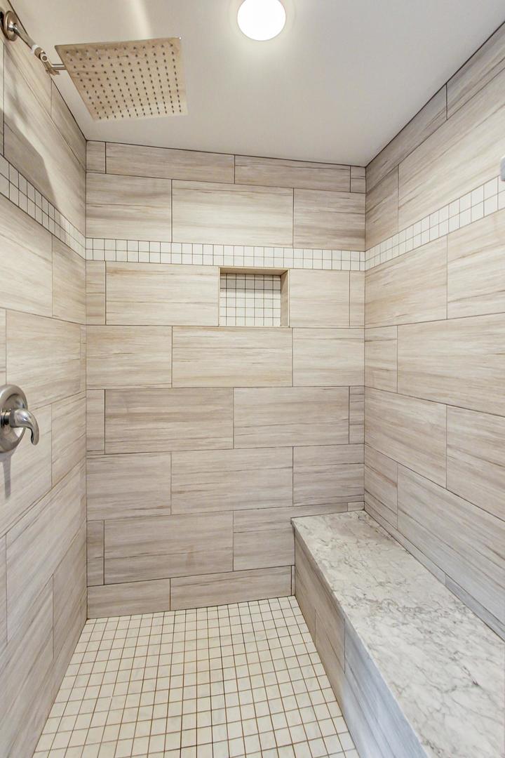 138 Northgate Road Riverside, IL 60546 - Photo 15 of 30 a bathroom with a shower