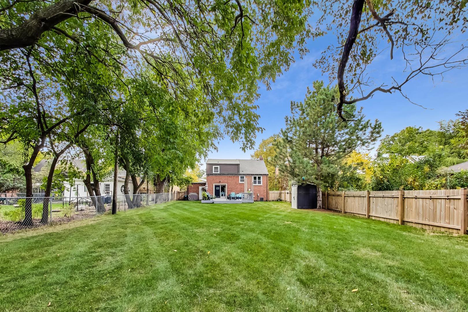 138 Northgate Road Riverside, IL 60546 - Photo 26 of 30 a view of house with a big yard