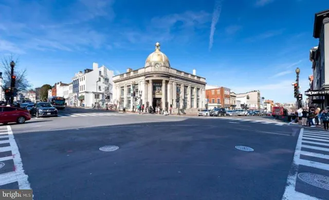 $4,895 | 1080 Wisconsin Avenue Northwest, Unit 501, Washington, DC 20007