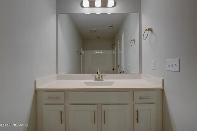 $3,100 | 4409 Finch Lane, Wilmington, NC 28409