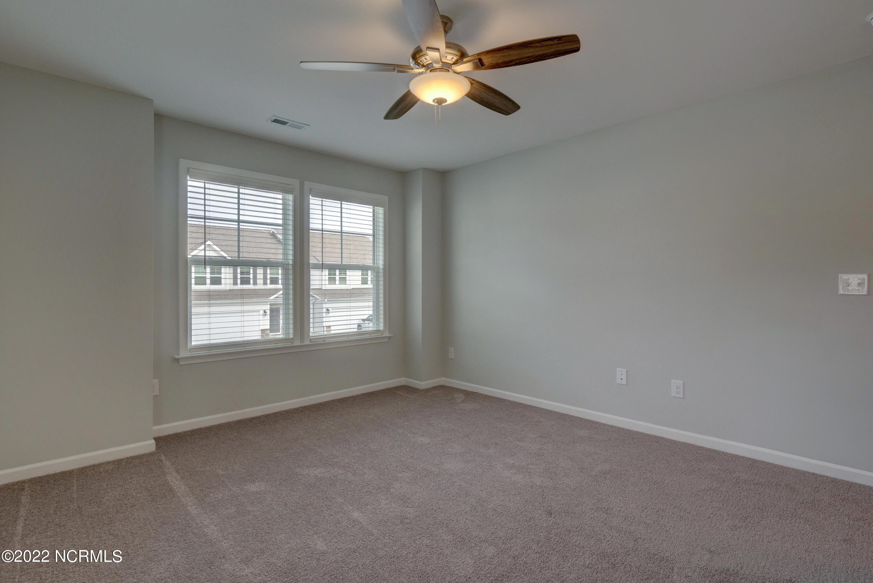 4409 Finch Lane Wilmington, NC 28409 - Photo 20 of 23 018