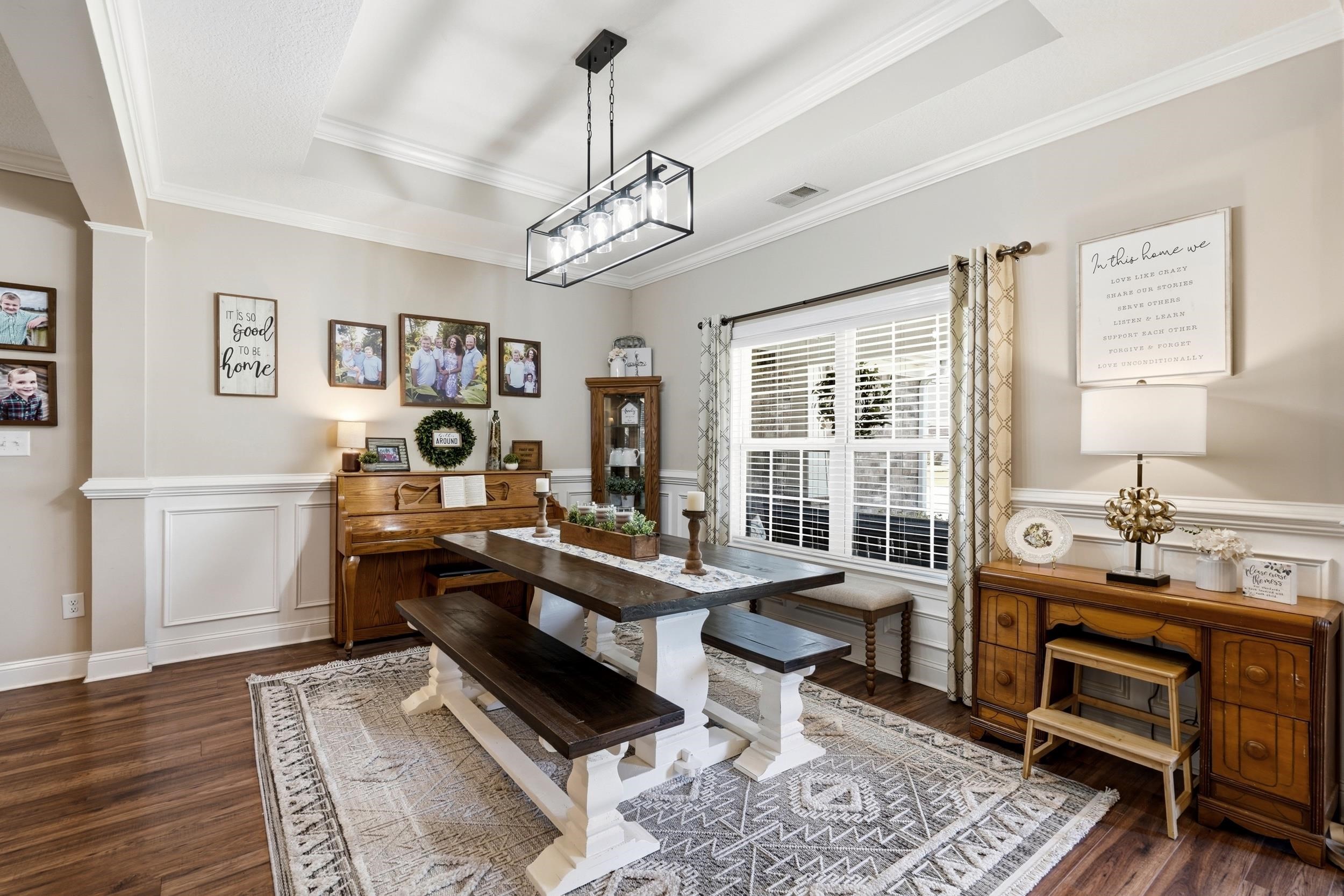 124 Old English Road Galivants Ferry, SC 29544 - Photo 3 of 33 Gallery Image 3