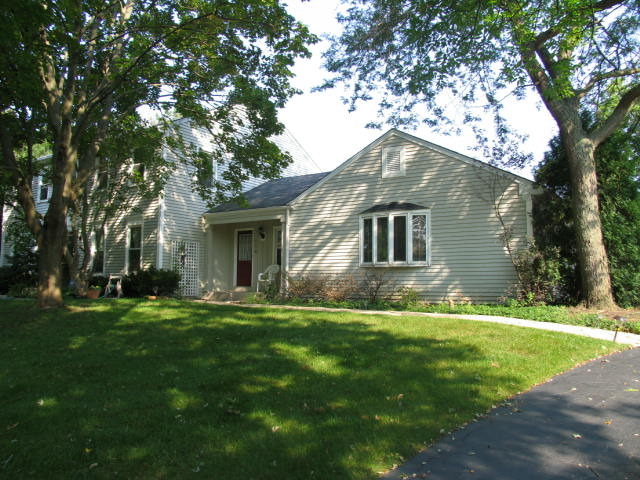824 Highland Road Frankfort, IL 60423 - Photo 1 of 2