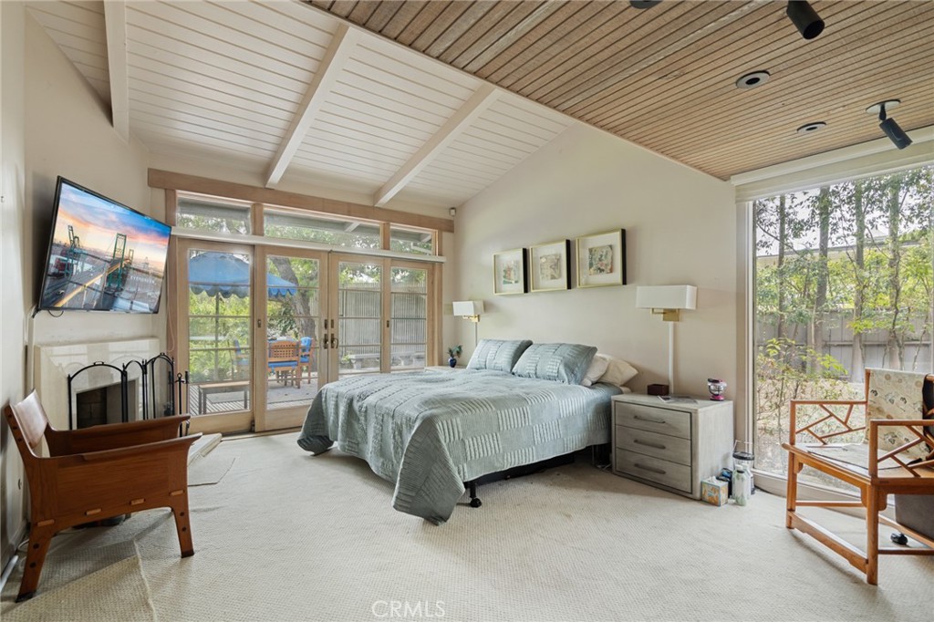 7 Cinnamon Lane Rancho Palos Verdes, CA 90275 - Photo 16 of 45 Primary suite