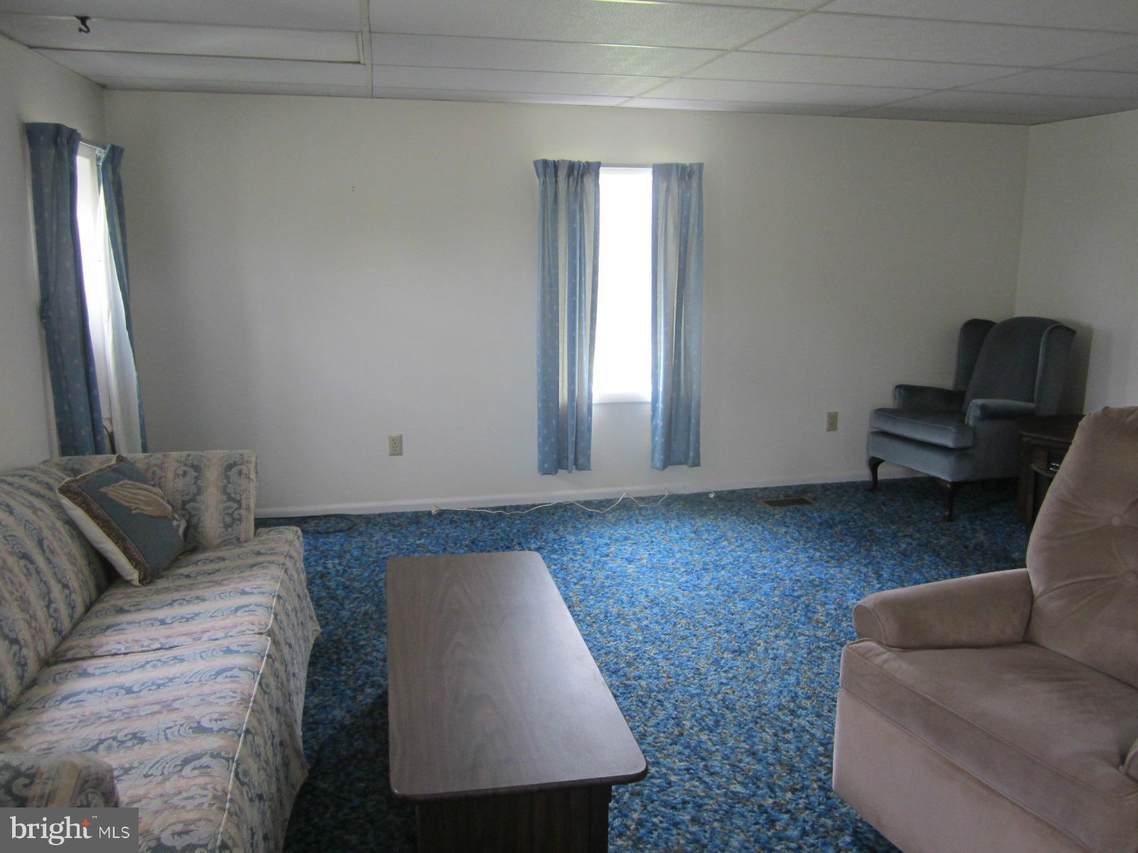 8043 Mapleville Road Boonsboro, MD 21713 - Photo 7 of 13 Living Room