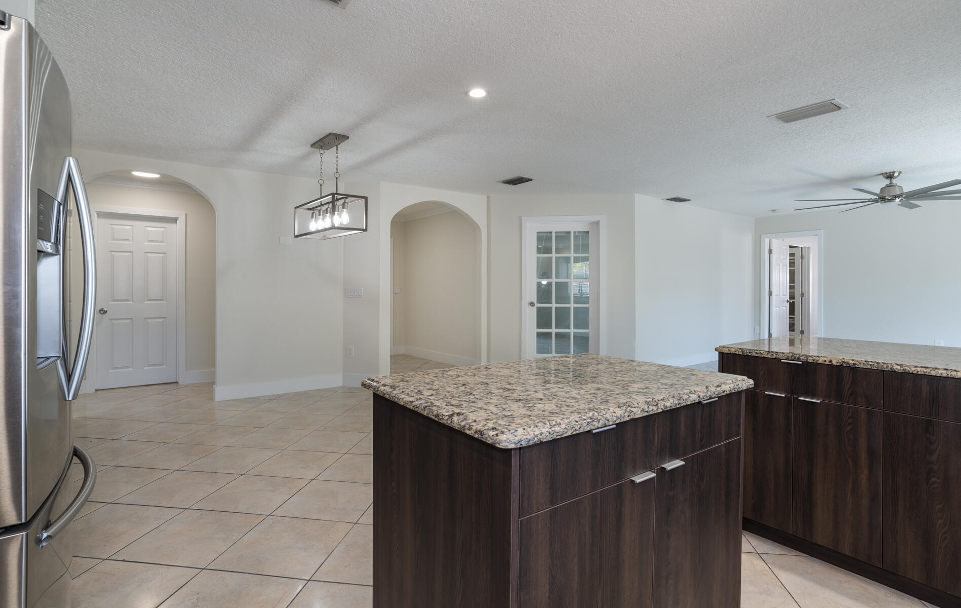 4218 Woods End Road Boca Raton, FL 33487 - Photo 6 of 25 06-DSC_4386-MLS