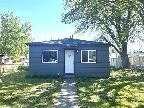 $212,900 | 811 East Liberty Street, Weiser, ID 83672