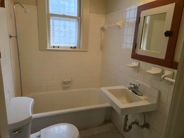 $1,500 | 582 Loeb Street, Memphis, TN 38111