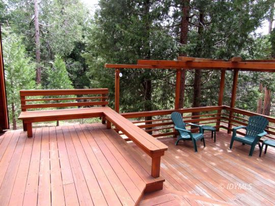 25311 Tahquitz Road Idyllwild, CA 92549 - Photo 32 of 40 Built-in seating