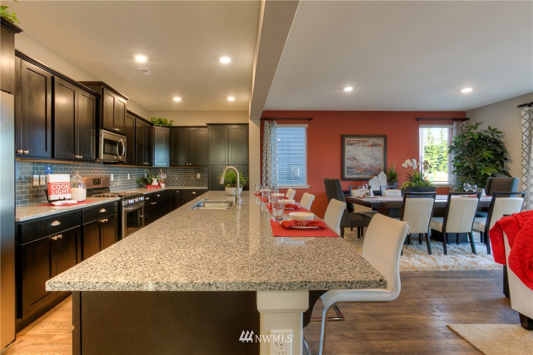 15928 Meridian Avenue South, Unit 16 Bothell, WA 98012 - Photo 14 of 23 Gallery Image 14