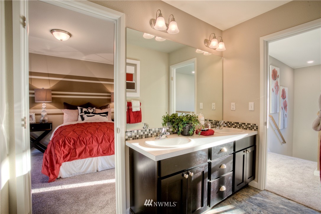 15928 Meridian Avenue South, Unit 16 Bothell, WA 98012 - Photo 15 of 23 Gallery Image 15