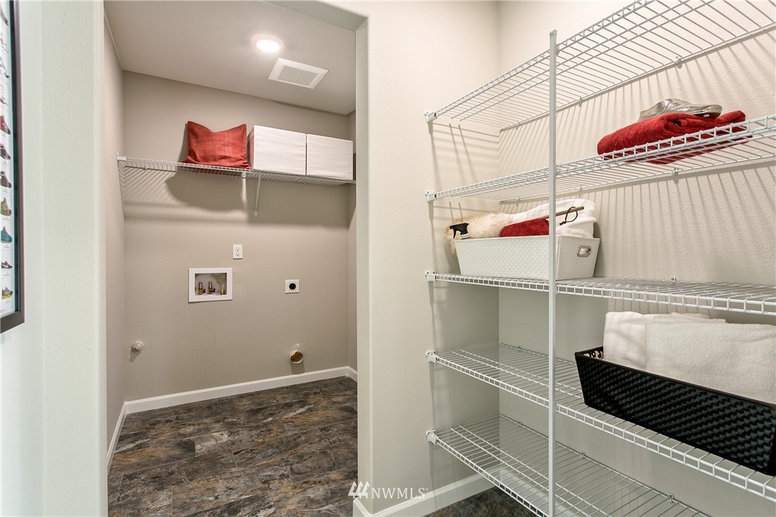 15928 Meridian Avenue South, Unit 16 Bothell, WA 98012 - Photo 18 of 23 Gallery Image 18