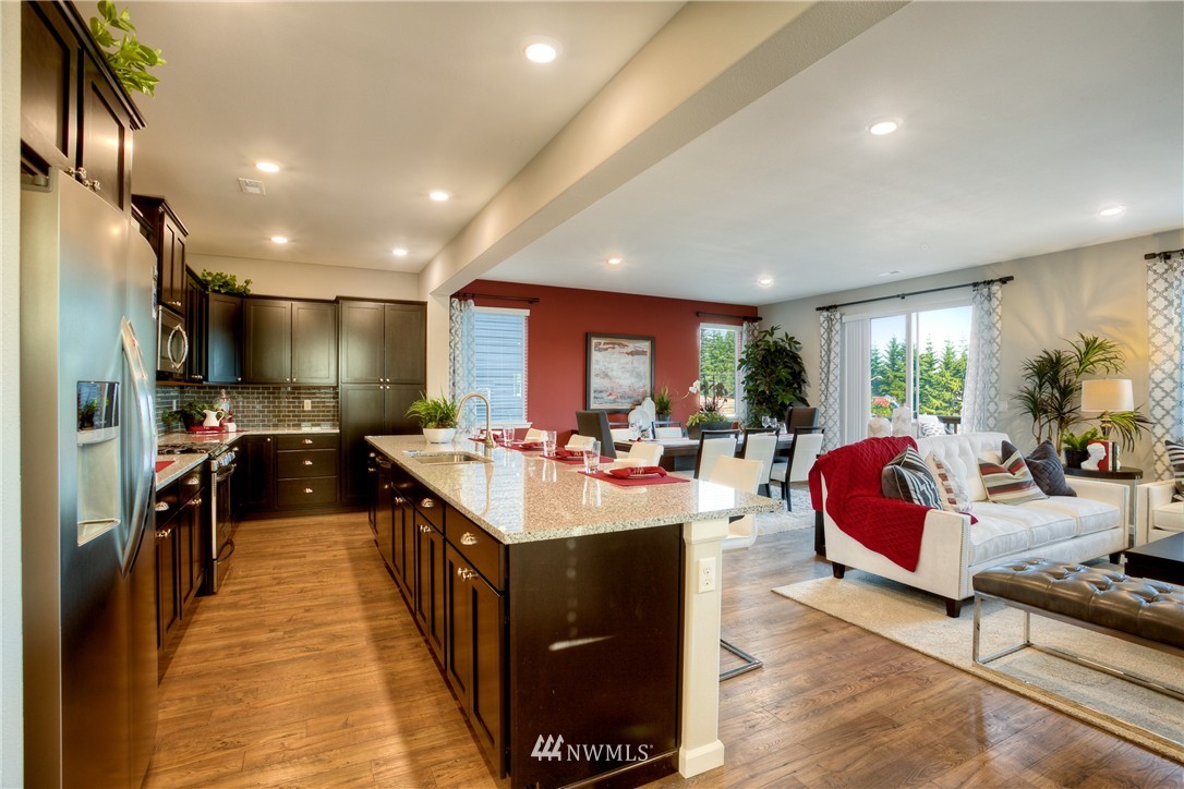 15928 Meridian Avenue South, Unit 16 Bothell, WA 98012 - Photo 5 of 23 Gallery Image 5