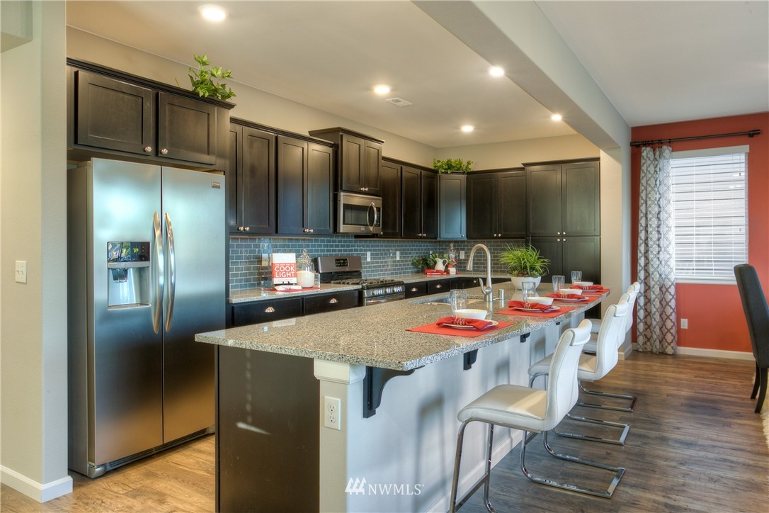 15928 Meridian Avenue South, Unit 16 Bothell, WA 98012 - Photo 6 of 23 Gallery Image 6
