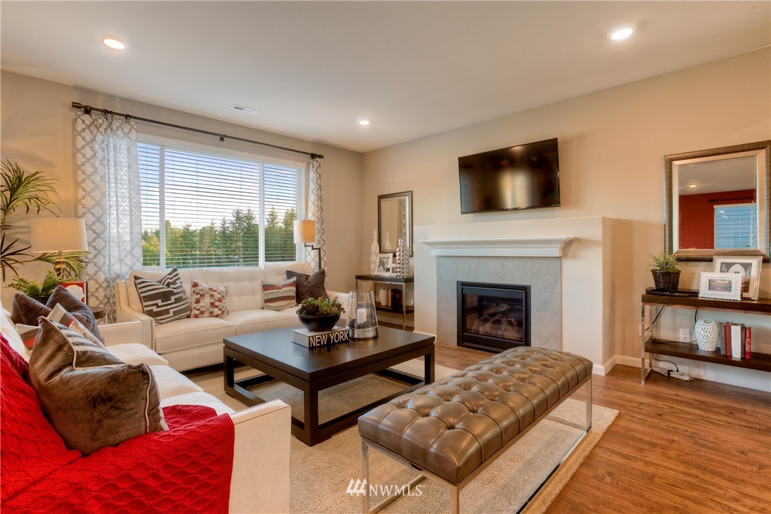 15928 Meridian Avenue South, Unit 16 Bothell, WA 98012 - Photo 8 of 23 Gallery Image 8