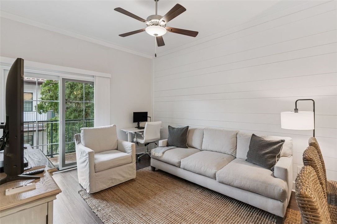 400 Ocean Boulevard, Unit 2307 St. Simons Island, GA 31522 - Photo 5 of 17 400 Ocean #2307 living room