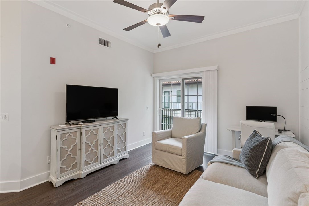 400 Ocean Boulevard, Unit 2307 St. Simons Island, GA 31522 - Photo 6 of 17 400 Ocean #2307 living room