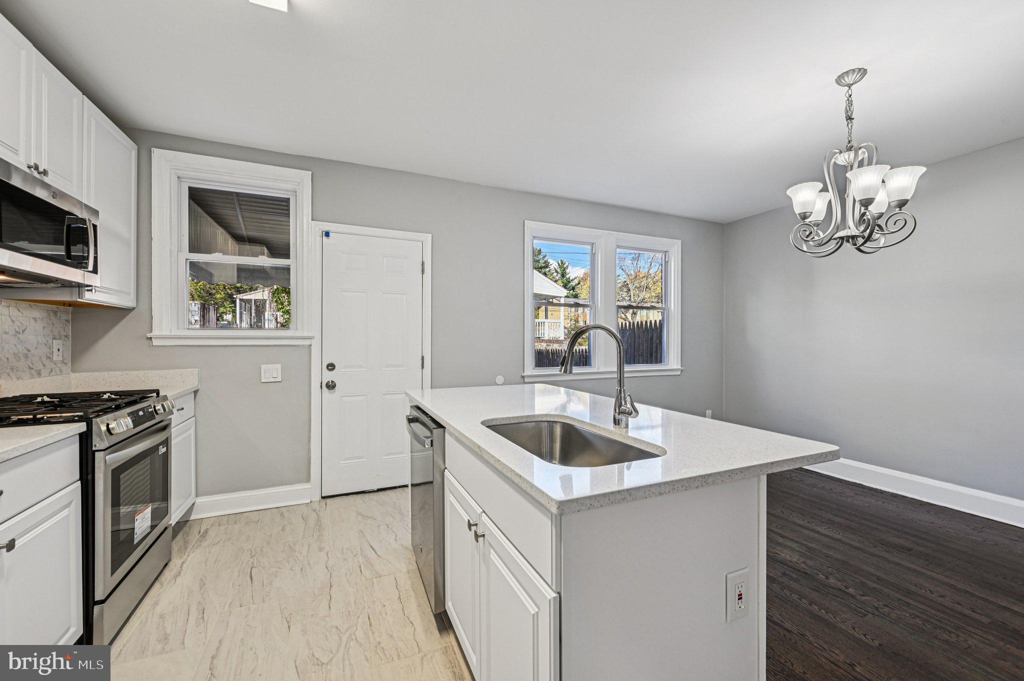 4404 Frederick Avenue Baltimore, MD 21229 - Photo 19 of 53