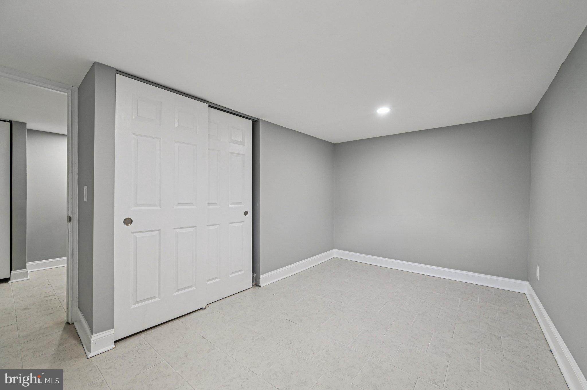 4404 Frederick Avenue Baltimore, MD 21229 - Photo 37 of 53