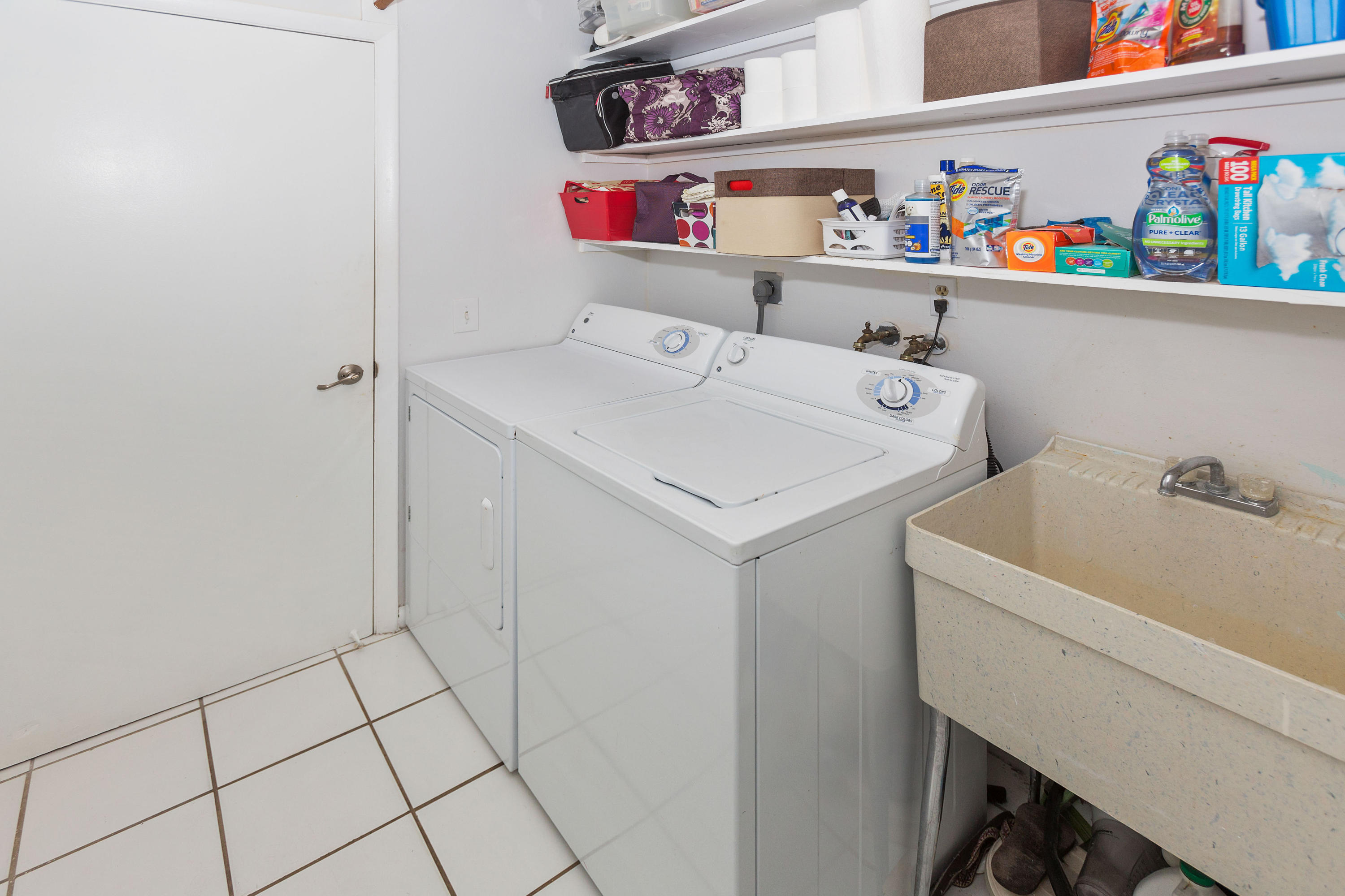 12705 Ellison Wilson Road North Palm Beach, FL 33408 - Photo 14 of 19 a utility room with dryer and washer