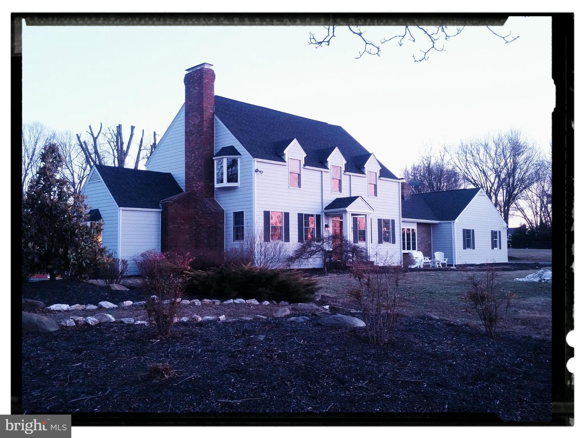 36364 Shoemaker School Road Purcellville, VA 20132 - Photo 1 of 30 Exterior (Front)