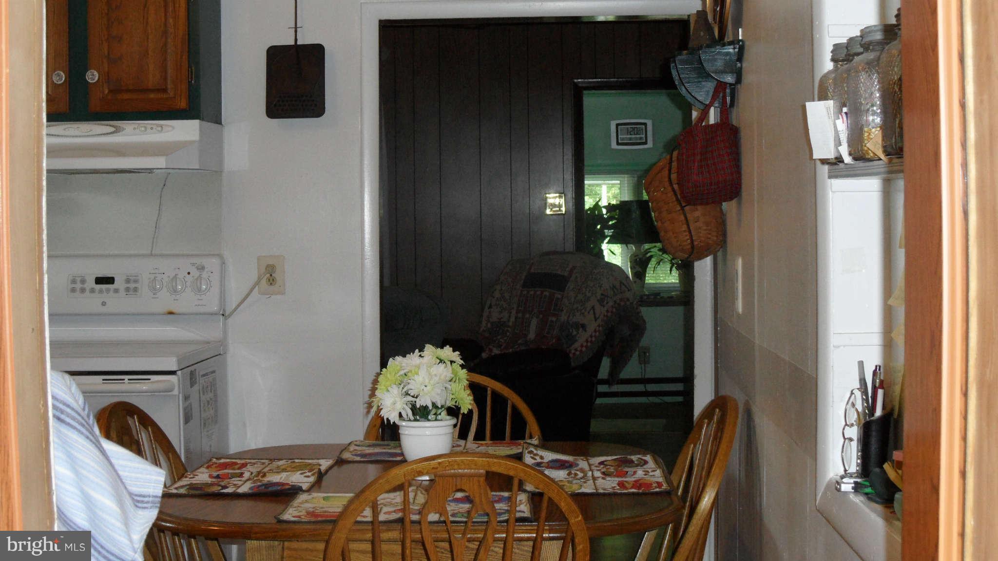 21312 Greenbrier Road Boonsboro, MD 21713 - Photo 11 of 27 Kitchen