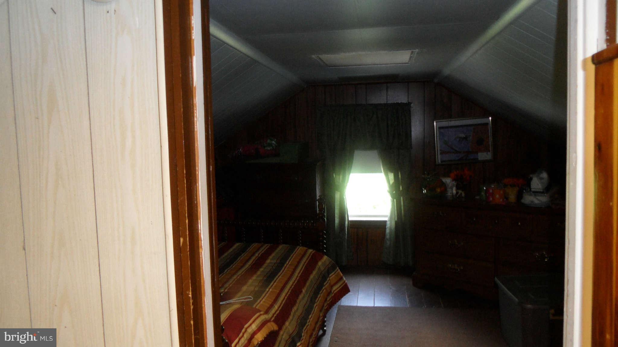21312 Greenbrier Road Boonsboro, MD 21713 - Photo 24 of 27 Bedroom