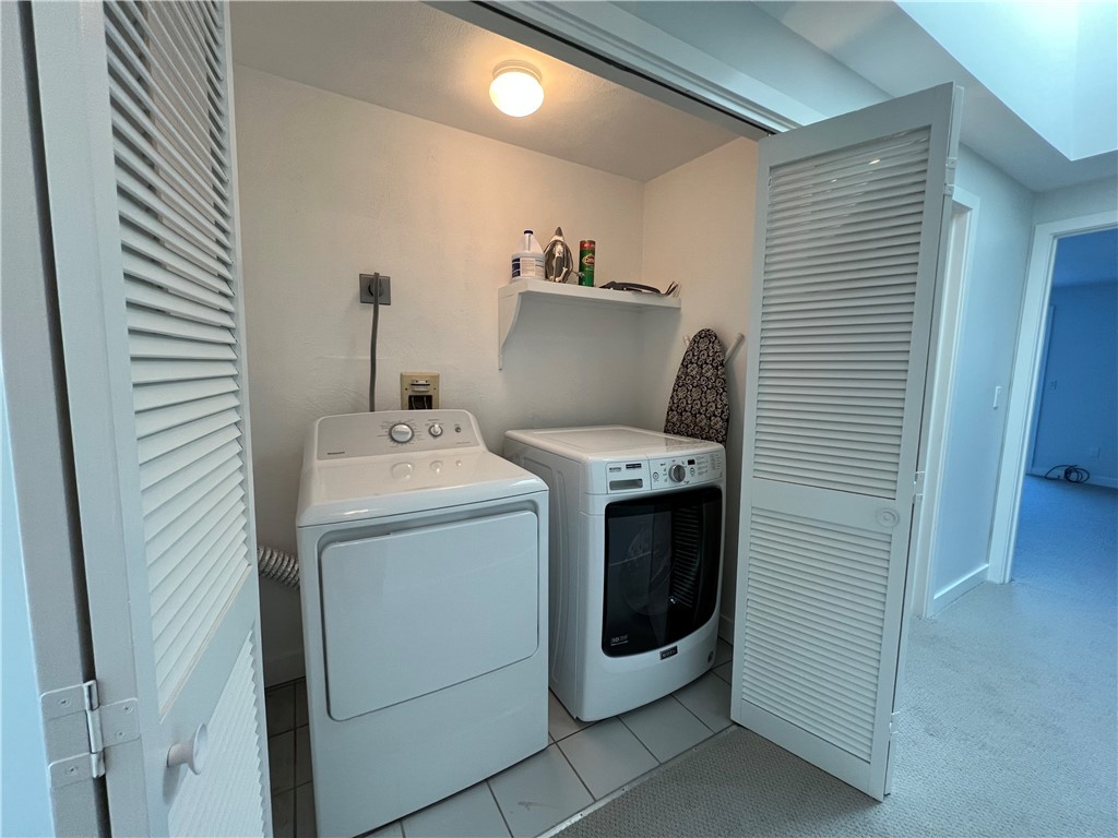 9 Poppasquash Road Bristol, RI 02809 - Photo 17 of 36