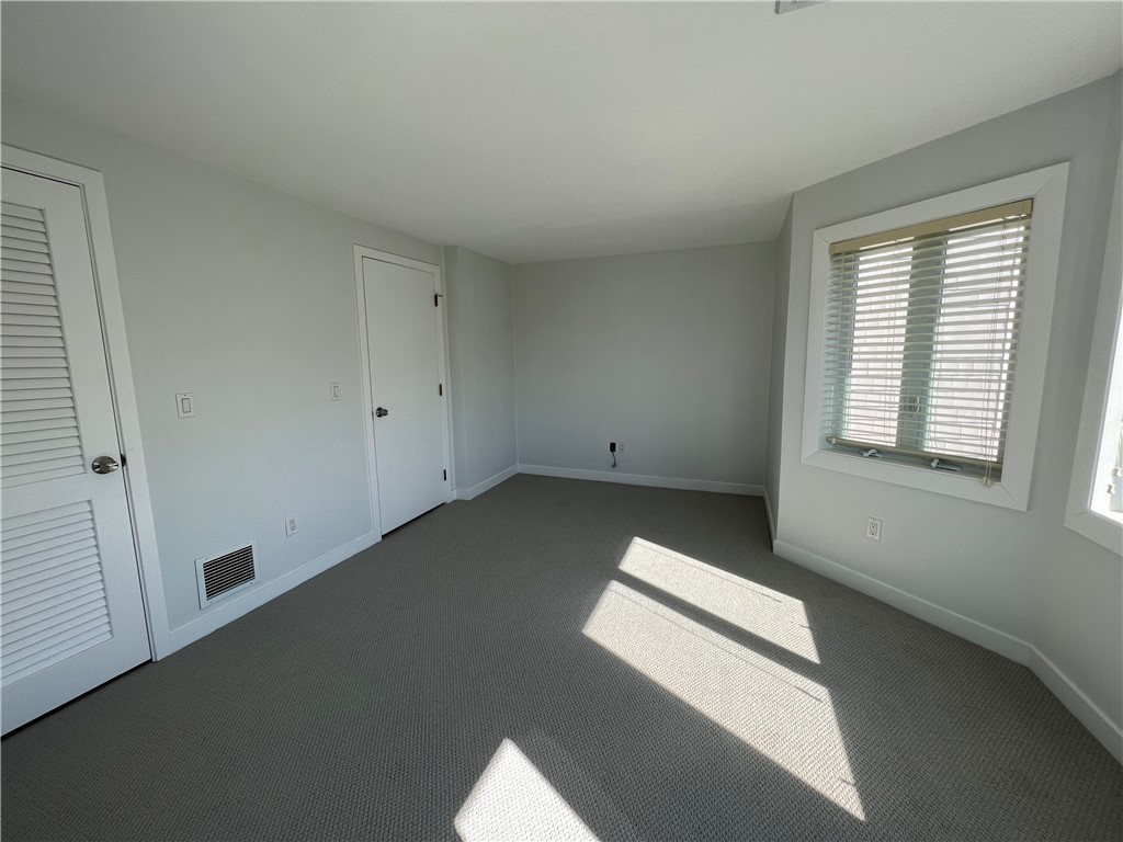 9 Poppasquash Road Bristol, RI 02809 - Photo 20 of 36