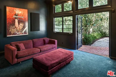 $4,495,000 | 7064 La Presa Drive, Los Angeles, CA 90068