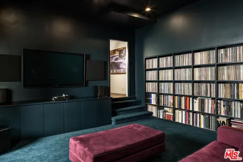 $4,495,000 | 7064 La Presa Drive, Los Angeles, CA 90068