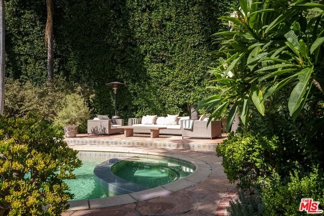 $4,495,000 | 7064 La Presa Drive, Los Angeles, CA 90068