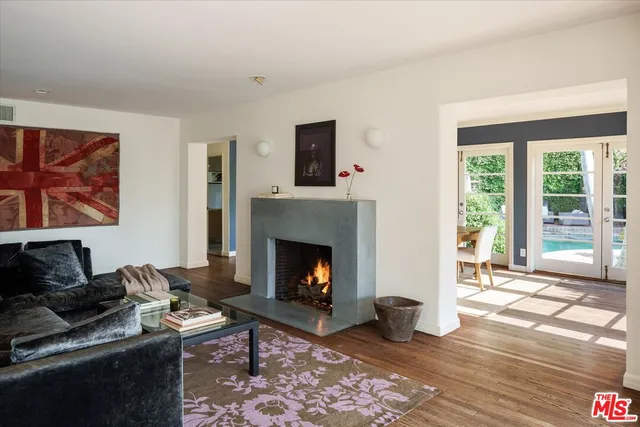 $4,495,000 | 7064 La Presa Drive, Los Angeles, CA 90068