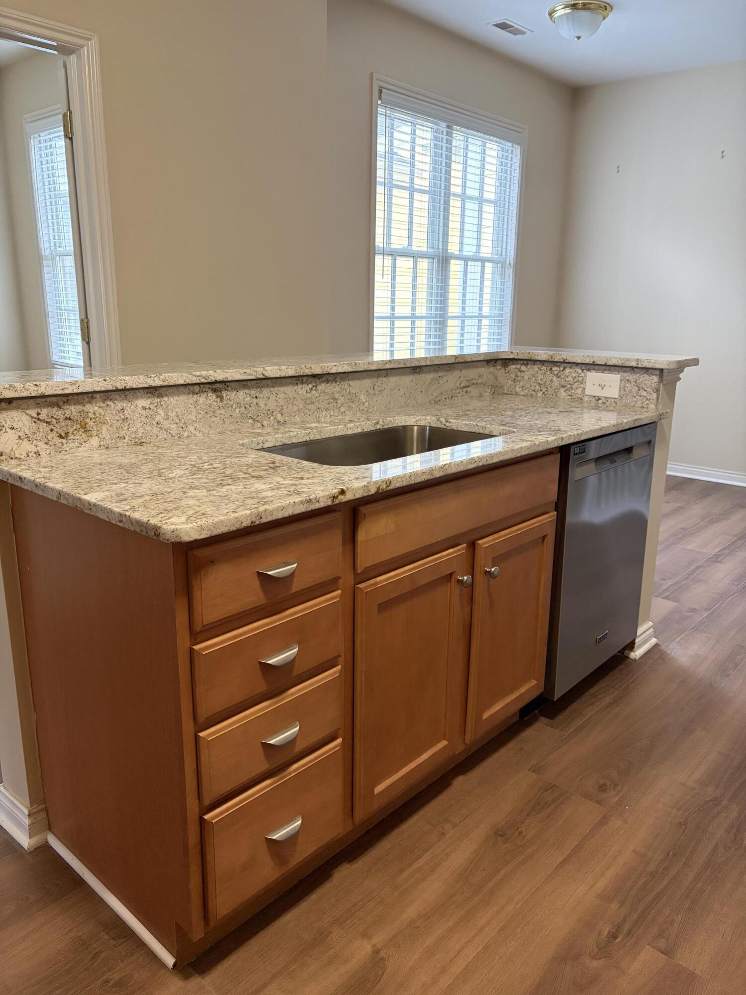 534 Constitution Street, Unit 42 Canton, MI 48188 - Photo 11 of 24 IMG_2903