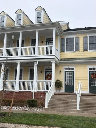 $2,100 | 534 Constitution Street, Unit 42, Canton, MI 48188