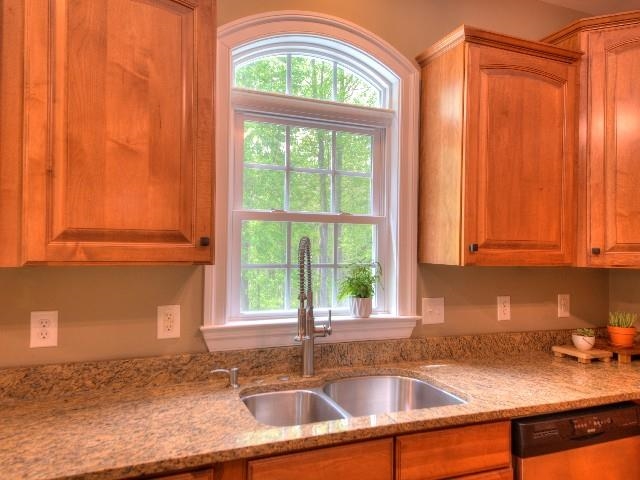 48 Kennedy Ridge Court Stuarts Draft, VA 24477 - Photo 41 of 70 Gallery Image 41