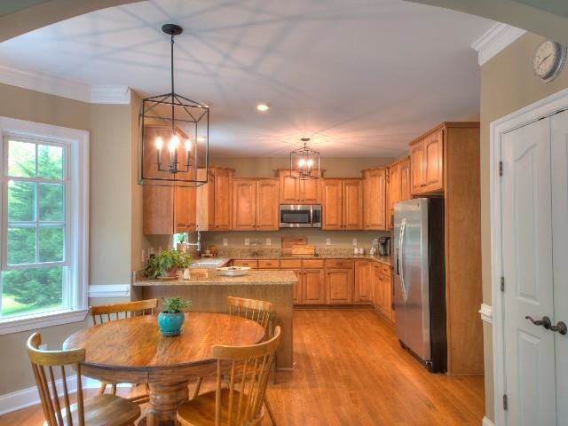 48 Kennedy Ridge Court Stuarts Draft, VA 24477 - Photo 8 of 70 Gallery Image 8