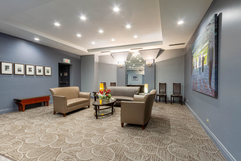 6157 North Sheridan Road, Unit 6J Chicago, IL 60660 - Photo 2 of 17