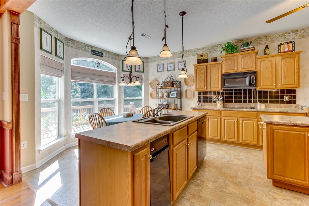 116 Plantation Point, Unit POINTE Anderson, SC 29625 - Photo 11 of 42 Gallery Image 11