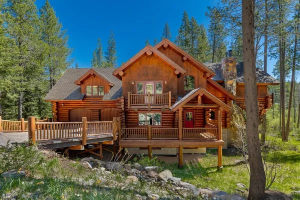 $2,599,000 | 11575 Zermatt Drive, Truckee, CA 96161
