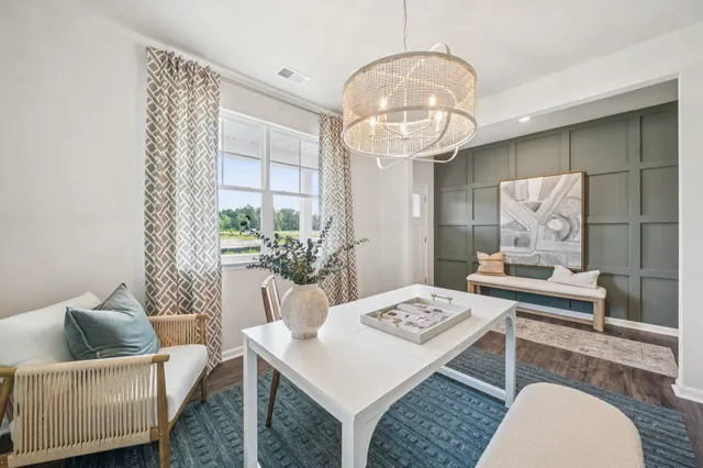 $574,990 | 155 Liberty Lane, Keswick, VA 22947